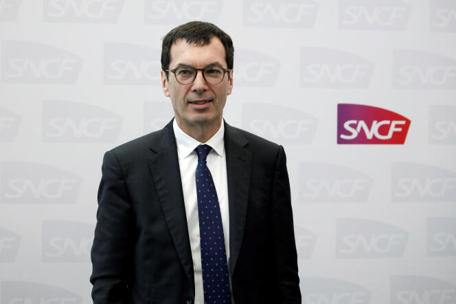 Jean-Pierre Farandou, PDG de la SNCF, en conférence de presse au siège de la société à Saint-Denis (Seine-Saint-Denis), le 28 février 2020.
