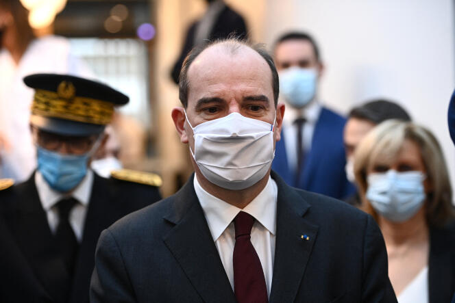 Jean Castex, le 25 février dans un centre de vaccination à Paris.