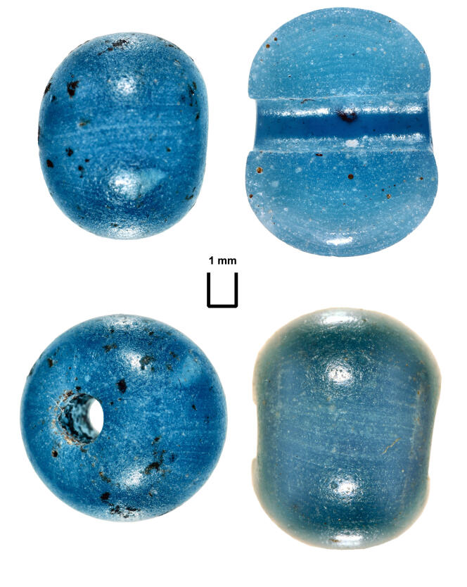 Ces perles de verre trouvées dans le nord de l’Alaska auraient été fabriquées à Venise, en Italie, vers 1400.