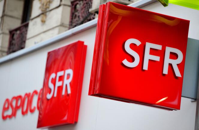 A l’entrée d’une agence SFR, à Lille (Nord), en 2012.