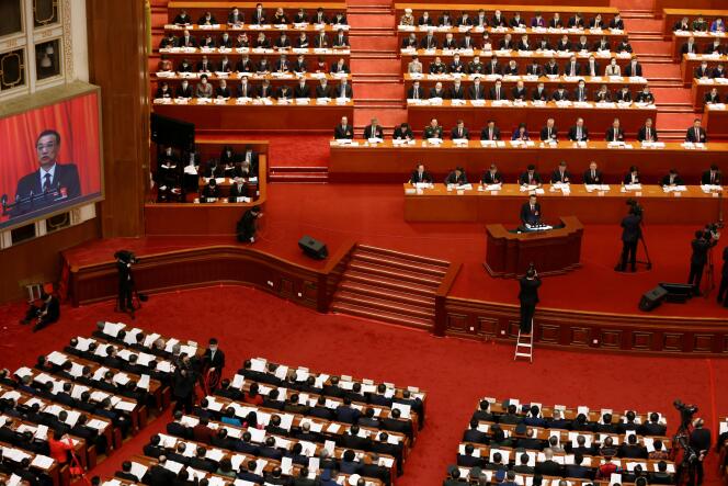 Le premier ministre Li Keqiang lors de son discours d’ouverture de la session annuelle du parlement, le 5 mars à Pekin.