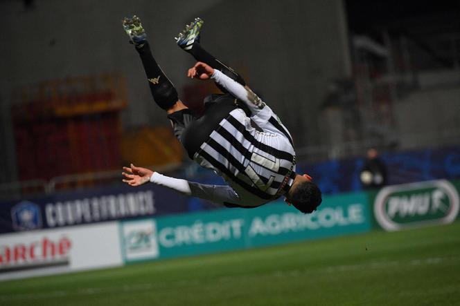 Noah Fatar, buteur pour Angers, dimanche, au stade Raymond Kopa.