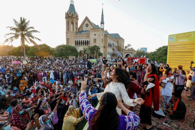 A Karachi, au Pakistan, les manifestantes ont exprimé leurs revendications, sans oublier de s’amuser.