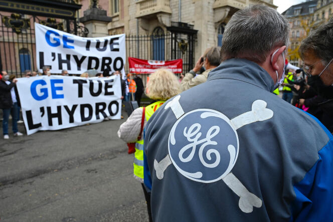 Lors d’une manifestation contre le désengagement de General Electric, devant le site du groupe américain, à Belfort, le 24 octobre 2020.