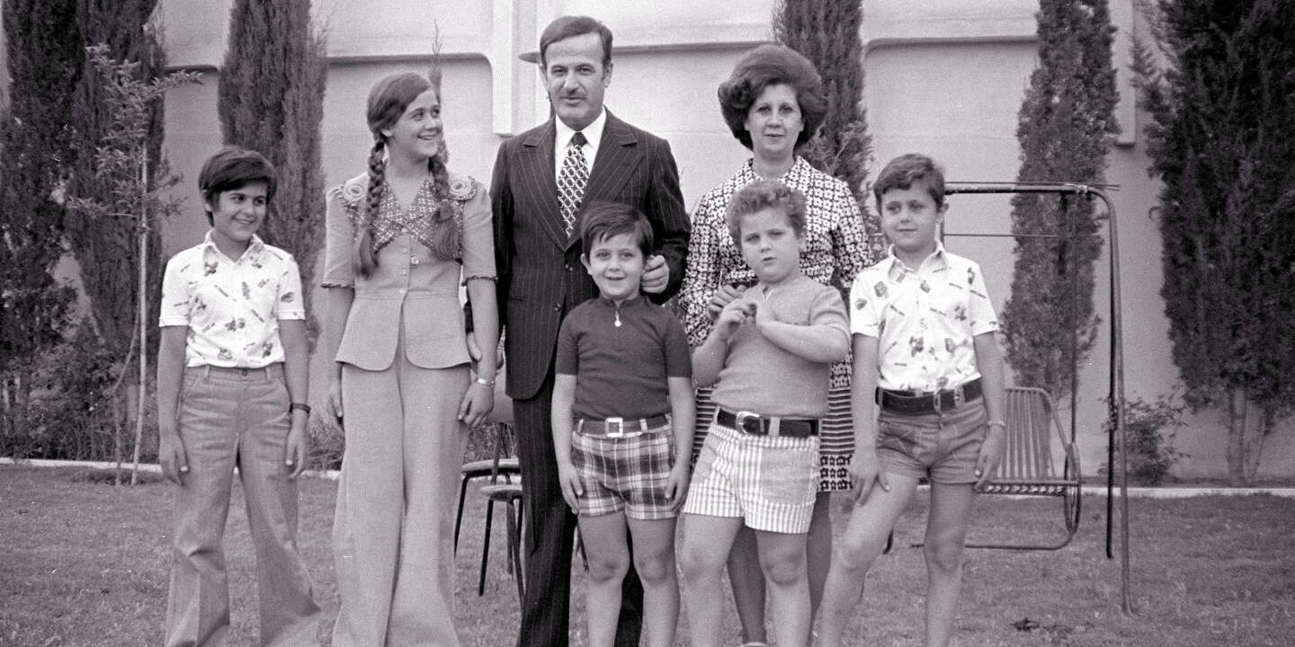 Photo of dictadores de padre a hijo