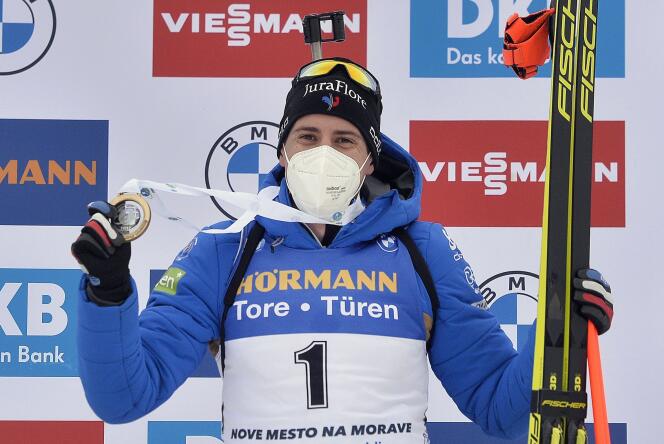 Le Français Quentin Fillon Maillet après avoir remporté la poursuite de Nove Mesto, comptant pour la Coupe du monde de biathlon, le samedi 13 mars 2021.