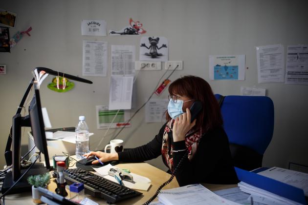 Mariette Faurie, secrétaire médico-sociale au service social du département, à Saint Etienne (Loire), le 11 mars.