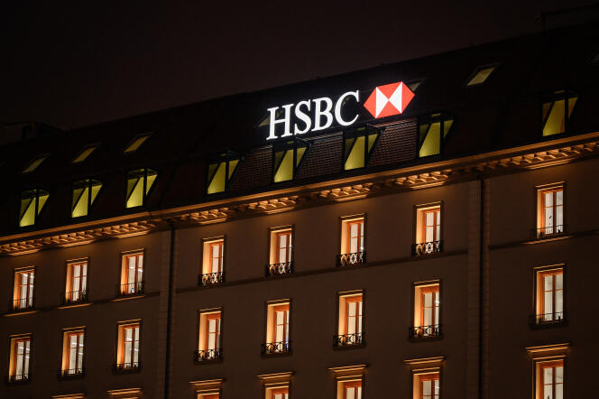 Enseigne HSBC à Genève (Suisse), le 4 novembre 2020.