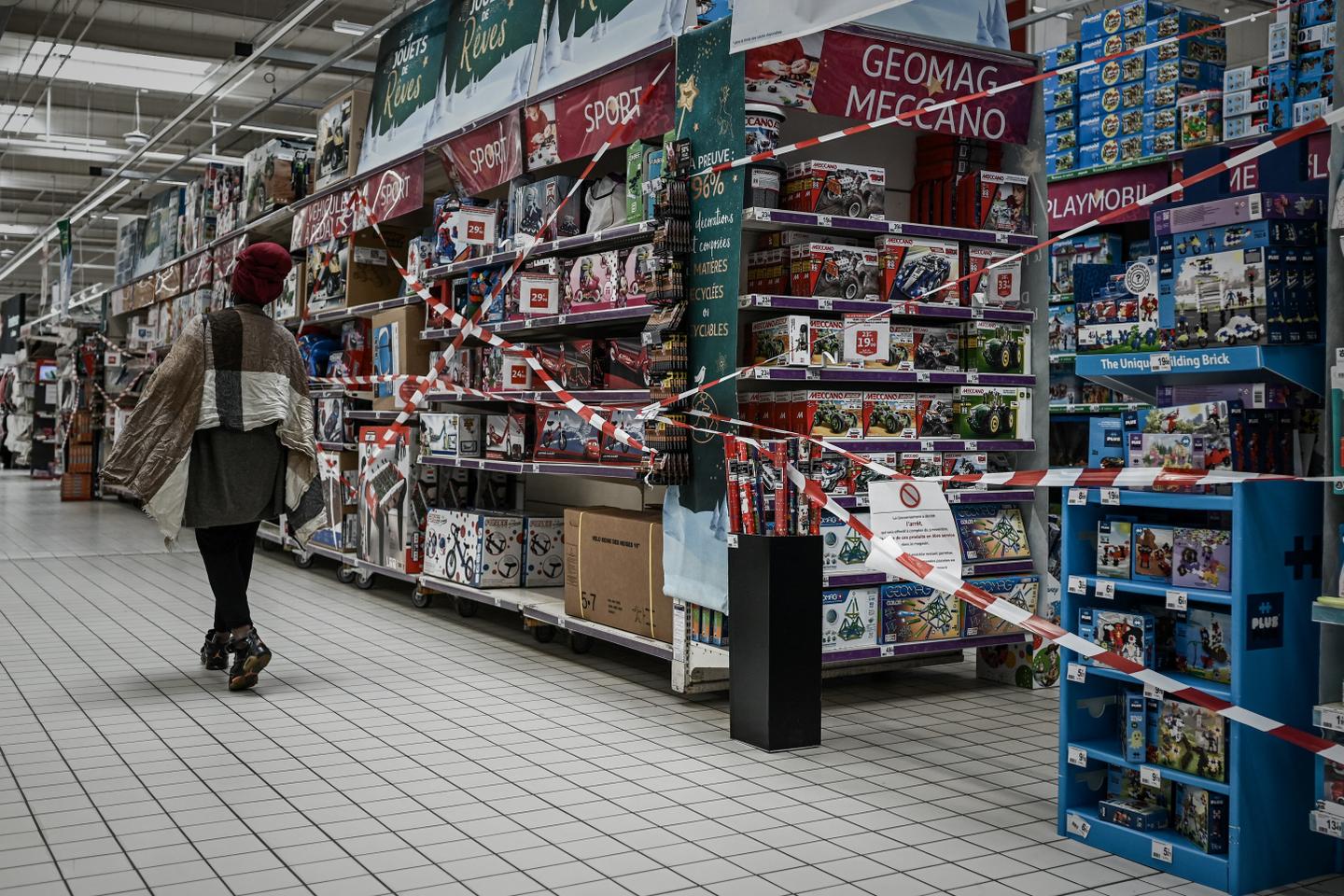 Un troisième confinement et la fermeture de 110 000 commerces « non ...