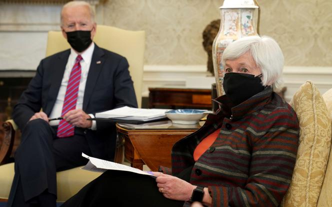 Le président Joe Biden et la secrétaire au Trésor des Etats-Unis, Janet Yellen, à la Maison Blanche, à Washington, le 29 janvier.