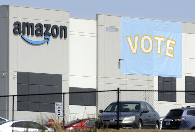 Contre les syndicats, Amazon mobilise des employés sur les réseaux sociaux