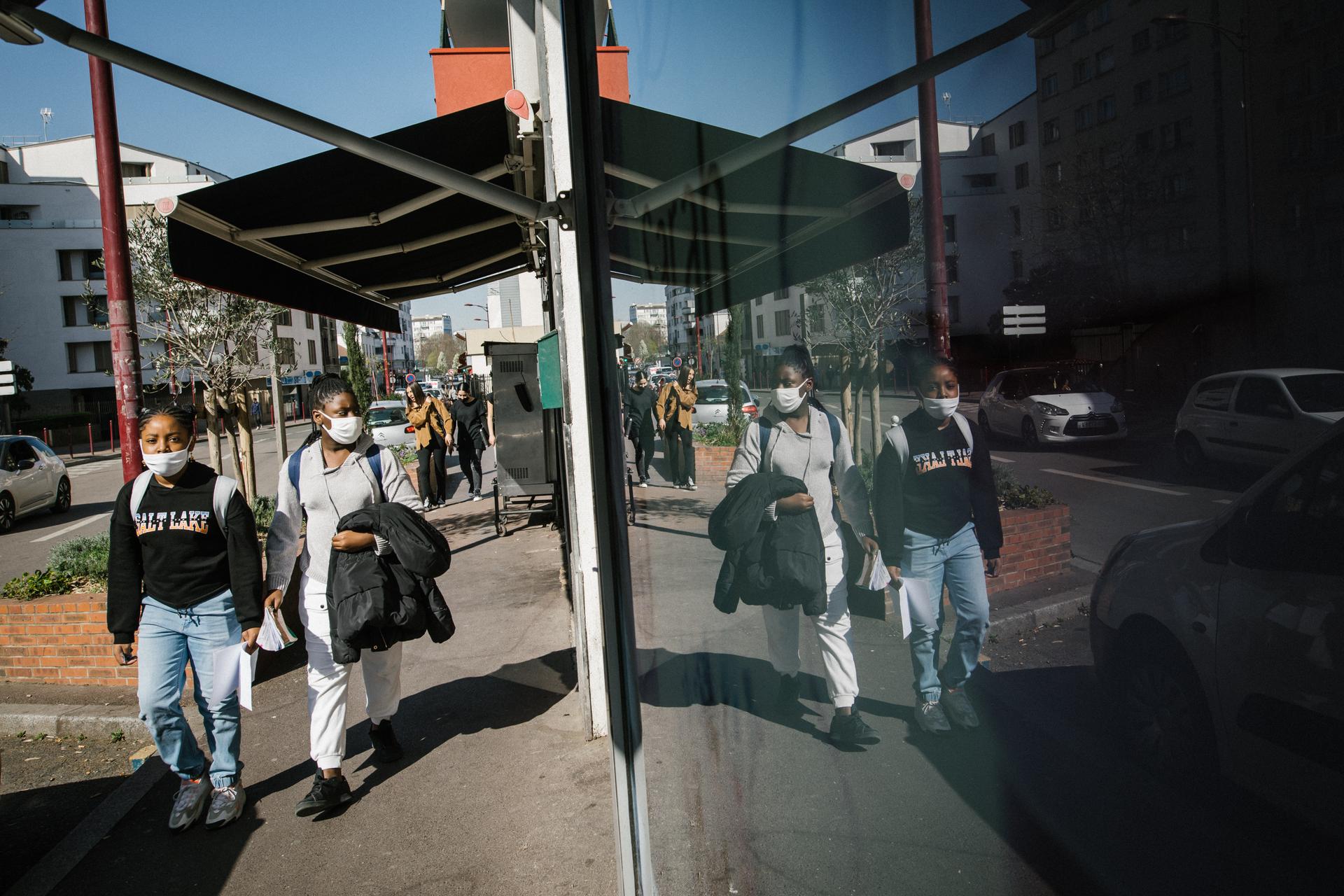 A Bondy (Seine-Saint-Denis), le 31 mars 2021, une des principales artères commerçantes.