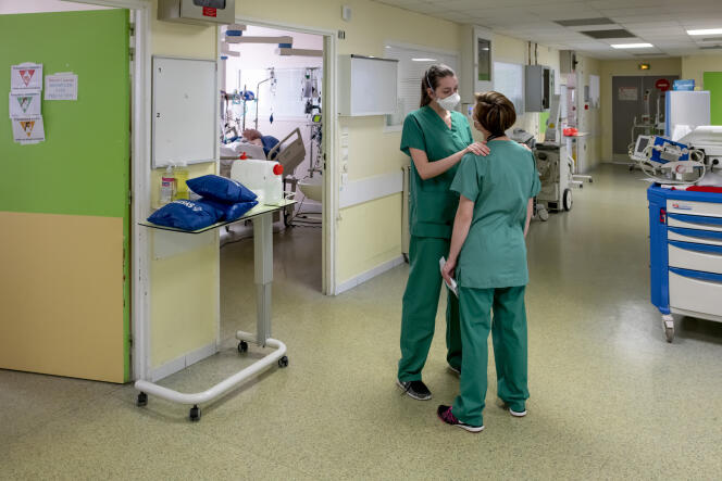 Service de réanimation de l’hôpital Sainte-Camille. Bry-sur-Marne, le 1er avril 2021.