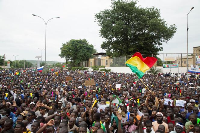 Rassemblement de soutien à l’armée malienne, le 21 août 2020 à Bamako, après le putsch contre le président Ibrahim Boubacar Keïta.