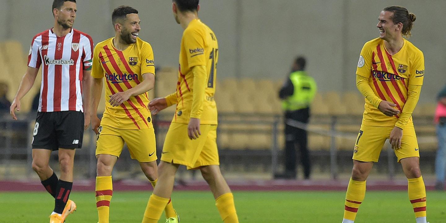 Projet De Super Ligue De Football Les Footballeurs Dans L Attente D Une Possible Bataille Juridique