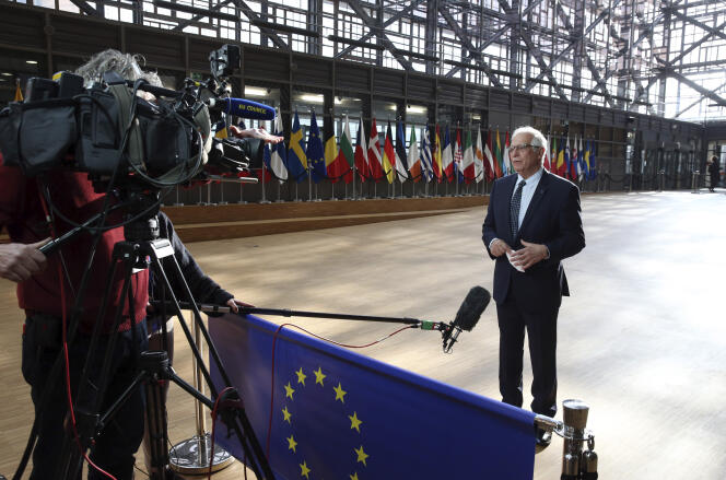 Le chef de la politique étrangère de l’Union européenne, Josep Borrell, s’adresse aux médias, lundi 19 avril.