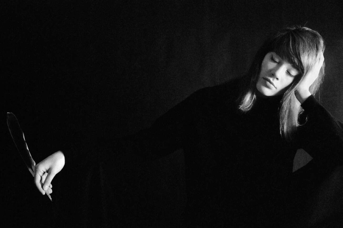 Regarder la vidéo Françoise Hardy, icône de la culture pop, est morte