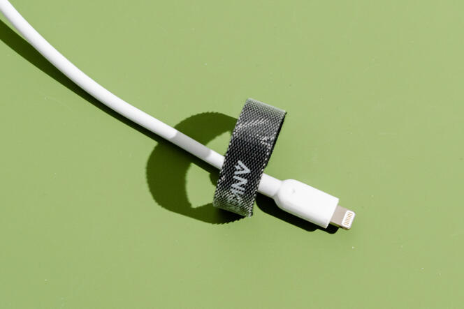 QILIVE Adaptateur Chargeur USB / USB-C - Blanc pas cher 