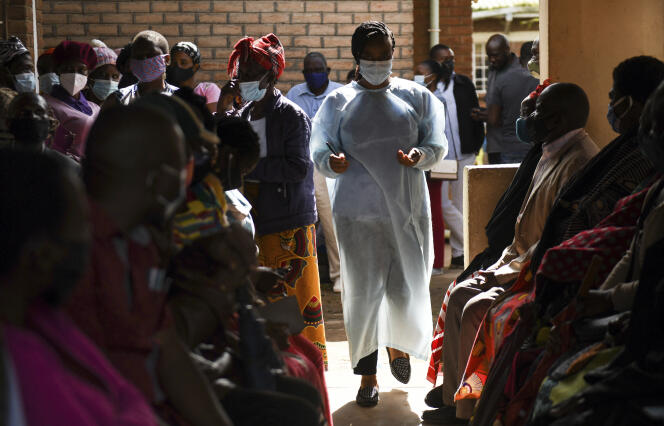 La salle d’attente d’un centre de vaccination à Blantyre dans le sud du Malawi, le 29 mars.