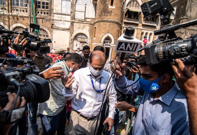 Le commissaire Sachin Waze (ici le 10 mars 2021 à Mumbai) a été démis de ses fonctions et est aujourd’hui inculpé de meurtre.