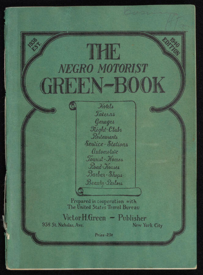 La couverture de l’édition de 1940 de « The Negro Motorist Green Book ».