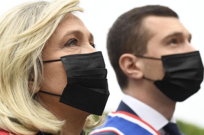 La présidente du Rassemblement national, Marine Le Pen, et son vice-président, Jordan Bardella, à Paris, le 1er mai 2021.