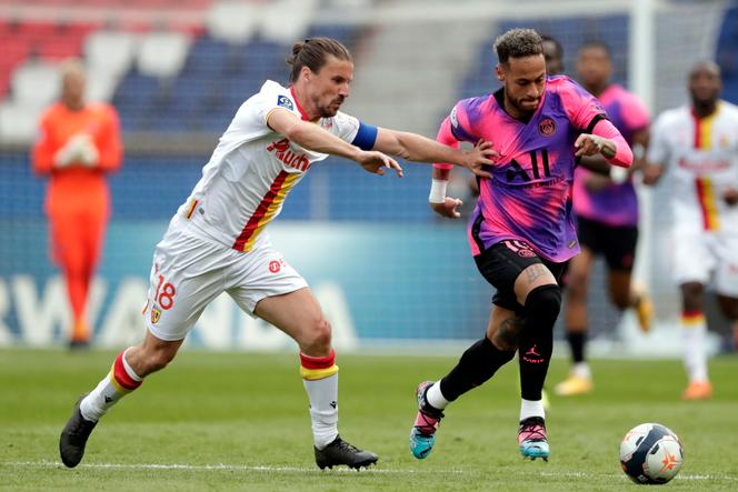 Neymar a mené le PSG à la victoire face à Lens (2-1), samedi 1er mai, au Parc des Princes.