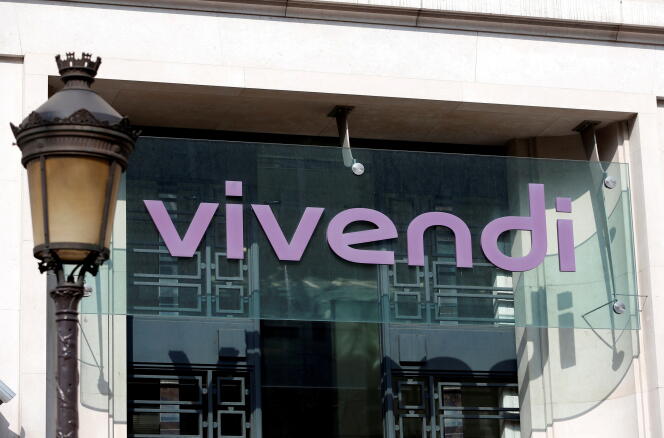 Logo de Vivendi au siède de l’entreprise, à Paris.