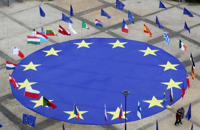 A European flag in Place Schuman, in front of the European Commission building, in Brussels, on May 8, 2021.