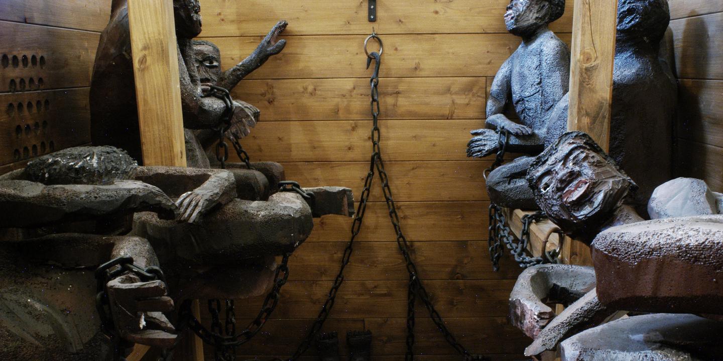 « L’Invention de l’Afrique », de Valentin-Yves Mudimbe : un