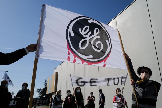 Manifestations d’employés de GE, à Belfort, le 29 mars 2021.