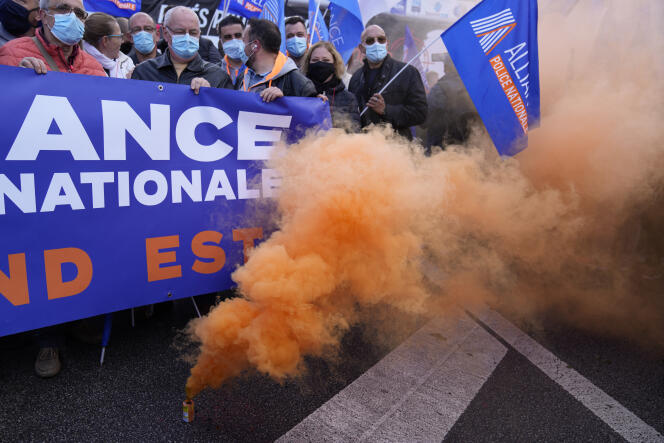 Manifestation des policiers, à Paris, le 19 mai 2021.