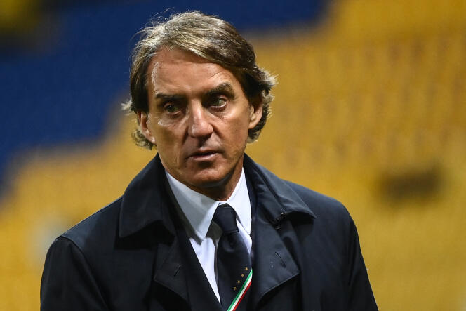 L'allenatore dell'Italia Roberto Mancini il 25 marzo a Parma in una partita di qualificazione ai Mondiali 2022 contro l'Irlanda del Nord.