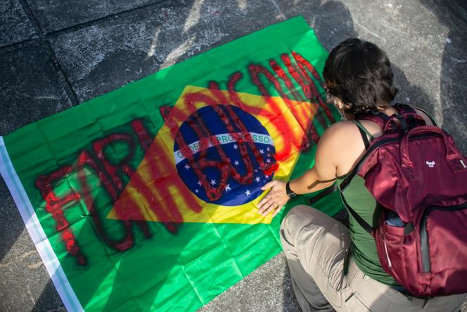 La consigna del evento fue “¡Fora Polsanaro!  