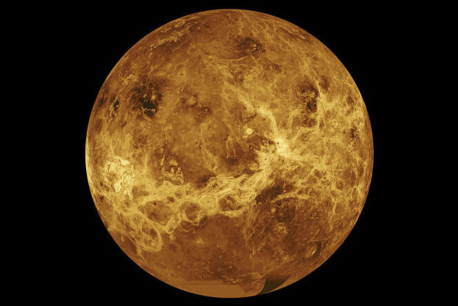 Image de la planète Vénus réalisée avec les données du vaisseau spatial Magellan et de Pioneer Venus Orbiter.
