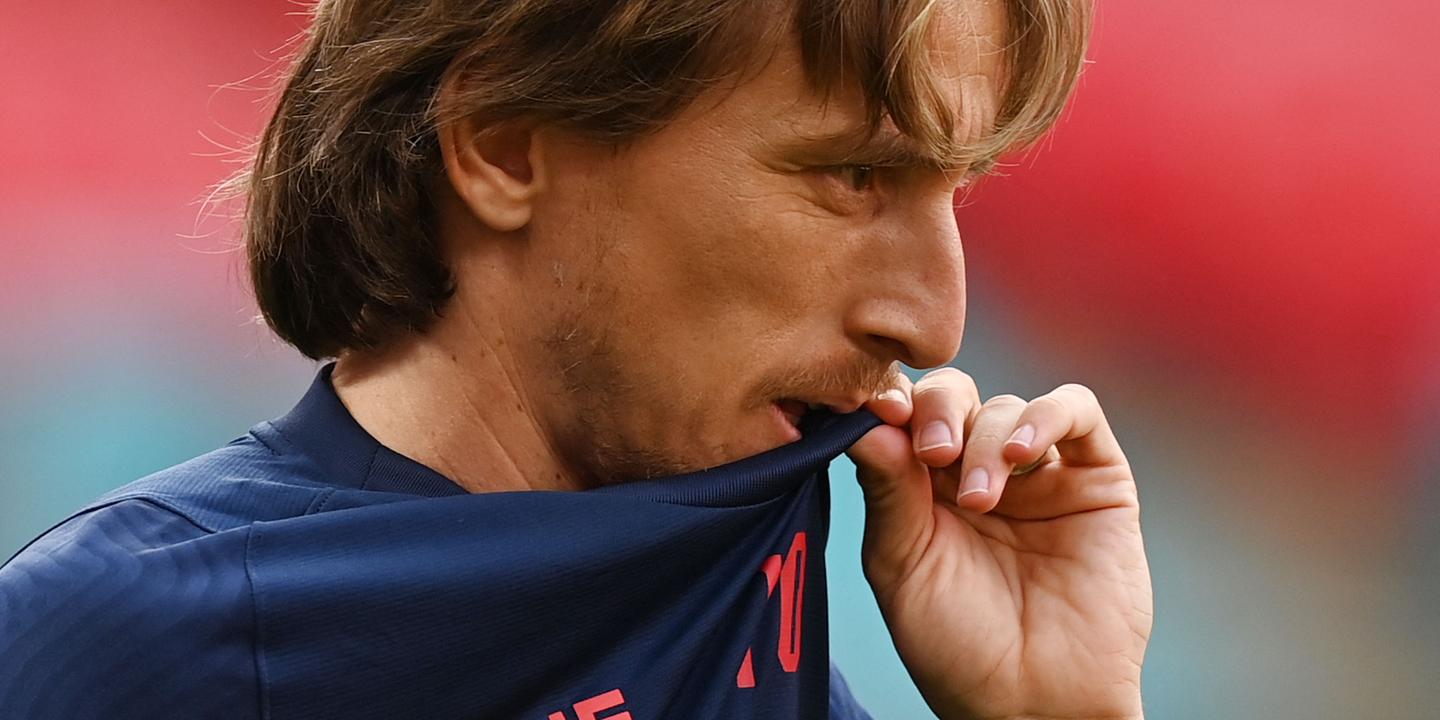 la gazette de l euro 2021 tournoi sous le choc reclamation aerienne et reve d une vie