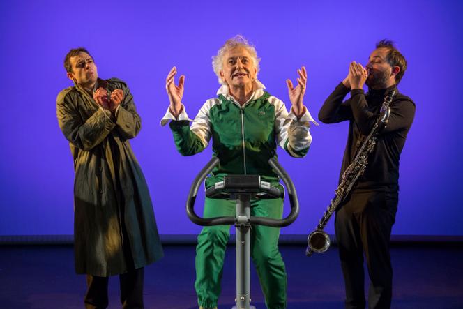 a paris le hall de la chanson fete les inventions de charles trenet