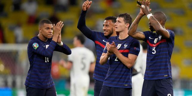 L’équipe de France de football cherche commentateurs avisés