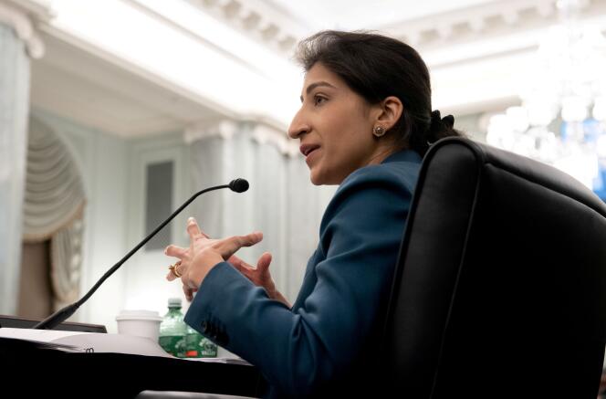 Lina Khan à Capitol Hill à Washington, DC, le 21 avril 2021.