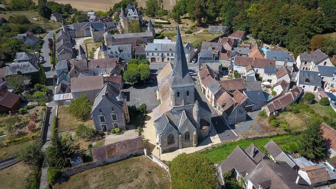 Depuis 2018, la Française des jeux (FDJ) organise à la demande de l’État une offre spéciale de jeux de loterie sous forme de tickets de grattage et de tirages spéciaux de loto, appelée « Mission patrimoine ».