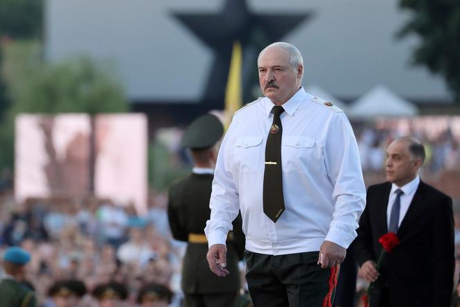 El presidente Lukashenko en Brest, Bielorrusia occidental, justo al lado de la frontera con Polonia, el 21 de junio de 2021, durante las ceremonias del 80 aniversario de la invasión alemana de la URSS.