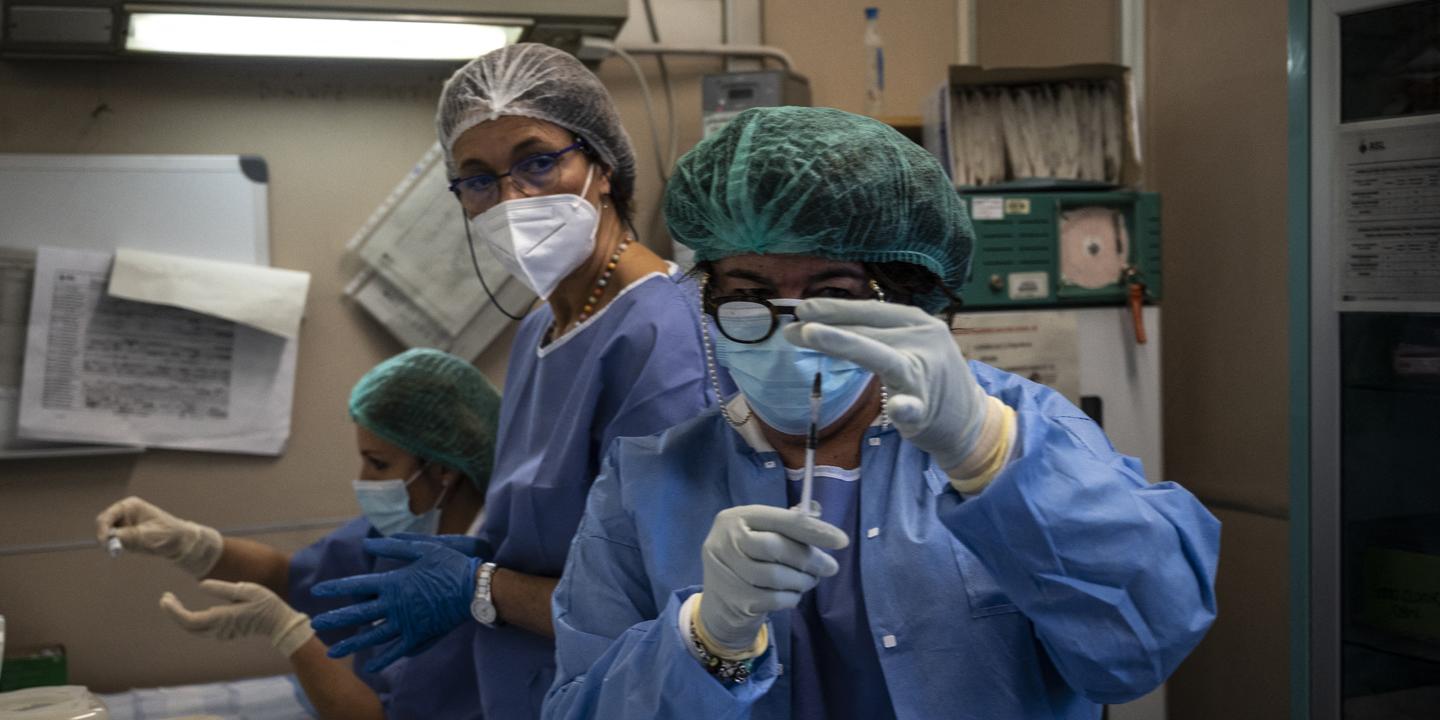 En Italie L Obligation Vaccinale Des Personnels Soignants Ne Fait Pas Debat