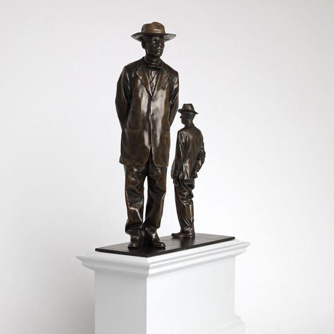 La sculpture anticolonialiste « Antelope », de l’artiste originaire du Malawi Samson Kambalu.