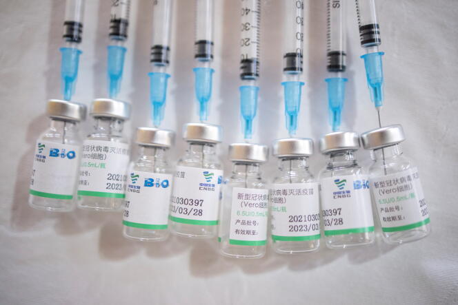 Chinesische Sinopharma-Impfstoffdosen gegen COVID-19.