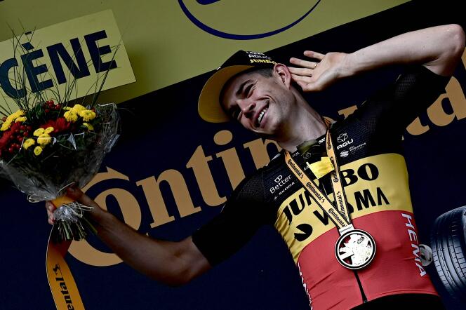 Wout van Aert (Jumbo-Visma) s’impose dans la 11e étape du Tour de France entre Sorgues et Malaucène (Vaucluse), le 7 juillet.