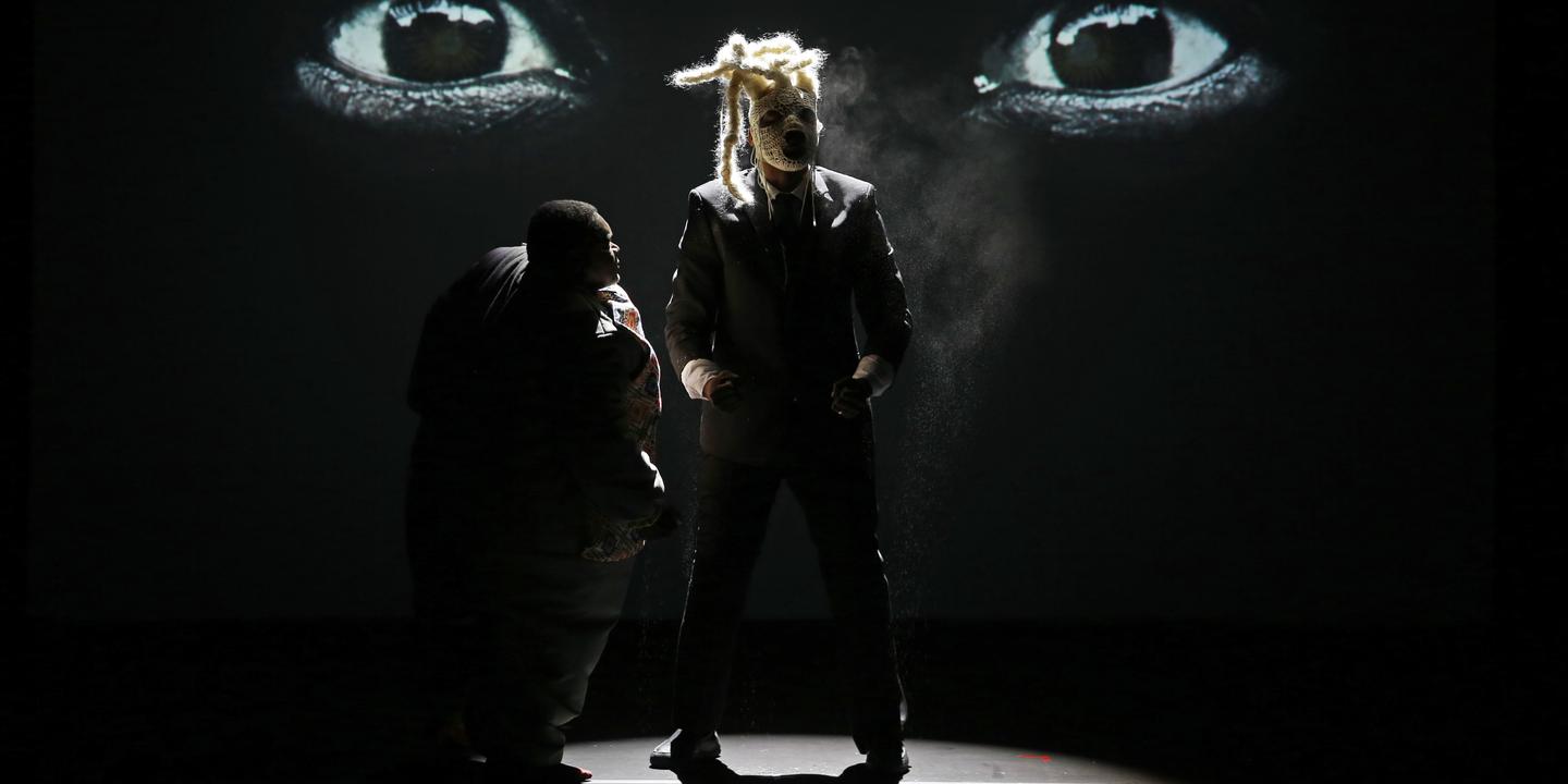 A Avignon, le « Samson » en dreadlocks de Brett Bailey n'envoûte pas - Vimarsana News