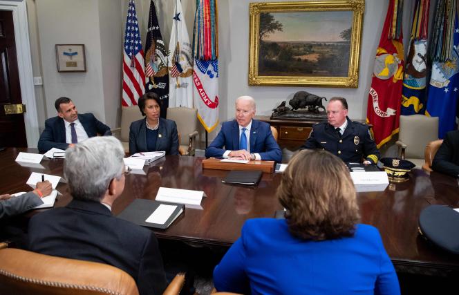 Joe Biden "le protecteur" ! - Page 12 15127c5_431348373-091326