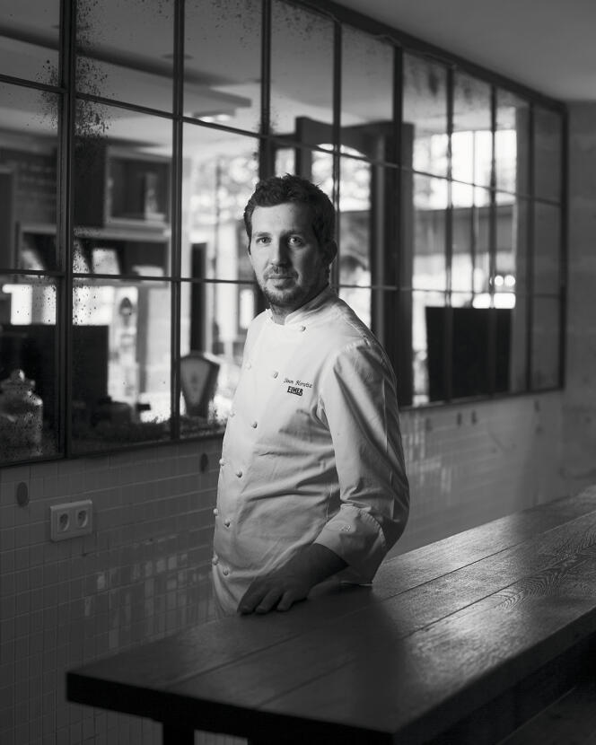 Simon Horwitz, chef du restaurant Elmer, à Paris, le 1er juillet 2021.