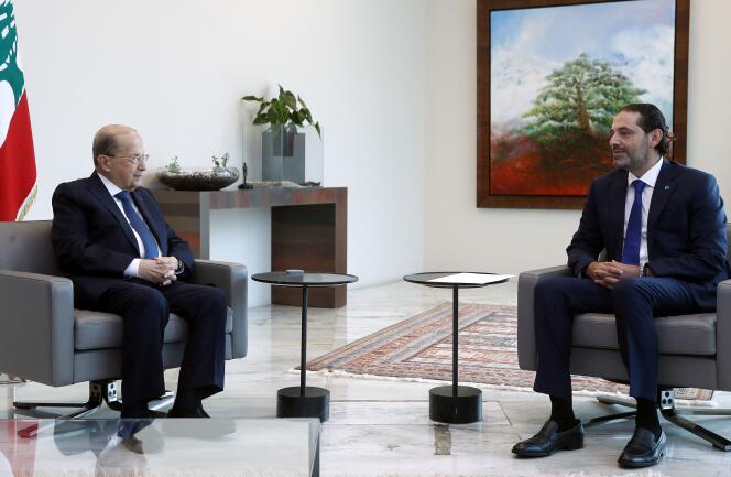 Le premier ministre désigné Saad Hariri (droite) et le président Michel Aoun, au palais présidentiel de Baabda, le 15 juillet 2021.