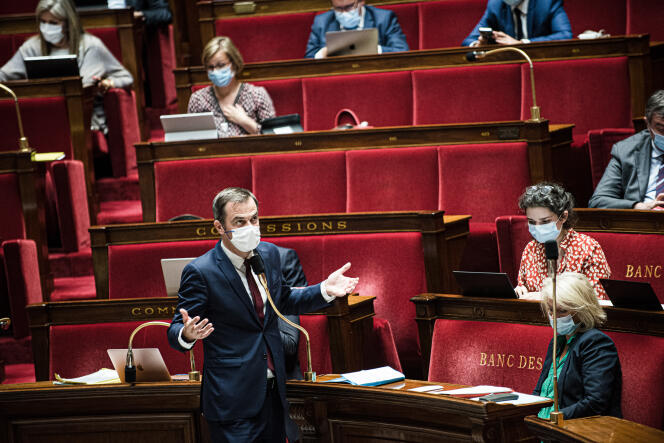Le ministre des solidarités et de la santé, Olivier Véran, prend la parole à l’Assemblée nationale, le 21 juillet 2021.